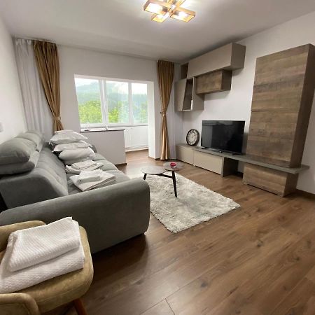 Apartament Eve 큼홀룸그몰도베네스크 외부 사진