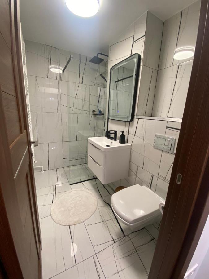 Apartament Eve 큼홀룸그몰도베네스크 외부 사진