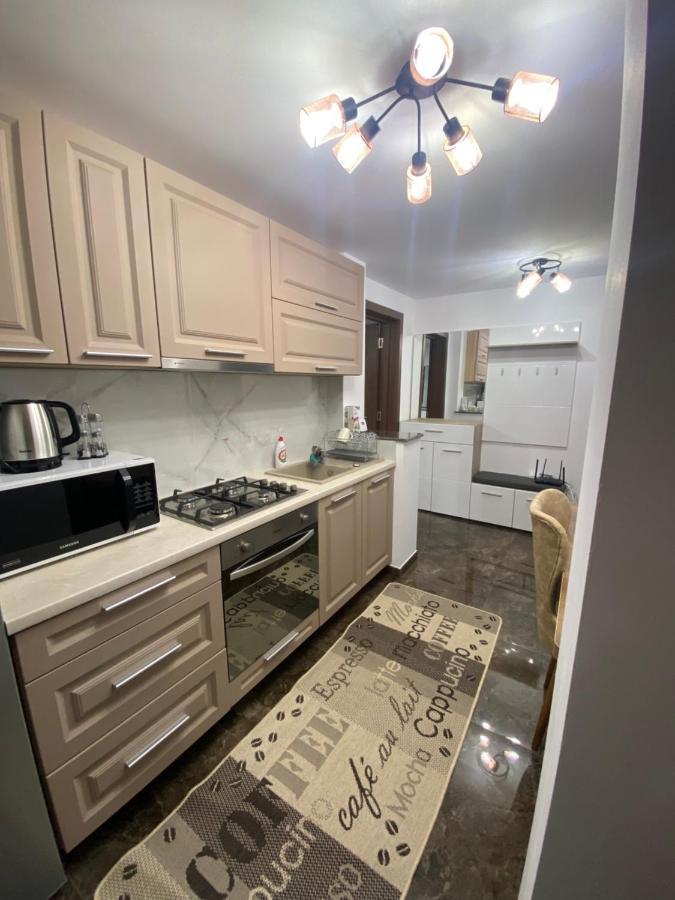 Apartament Eve 큼홀룸그몰도베네스크 외부 사진
