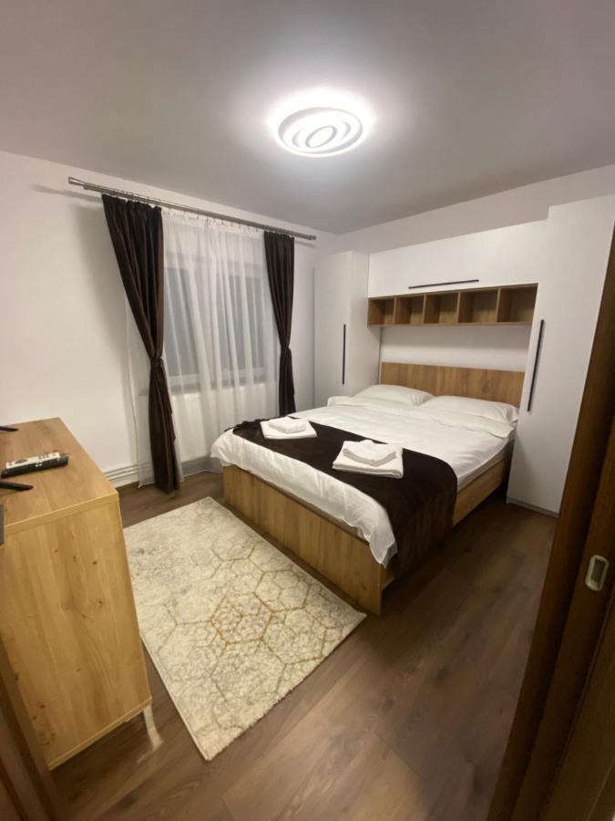 Apartament Eve 큼홀룸그몰도베네스크 외부 사진