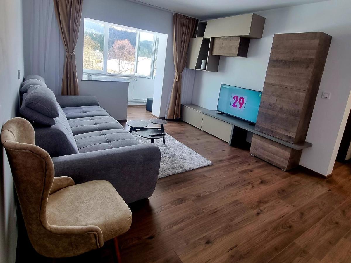 Apartament Eve 큼홀룸그몰도베네스크 외부 사진