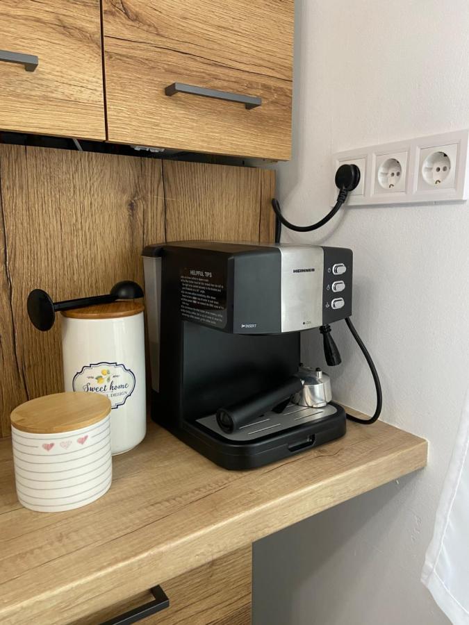 Apartament Eve 큼홀룸그몰도베네스크 외부 사진